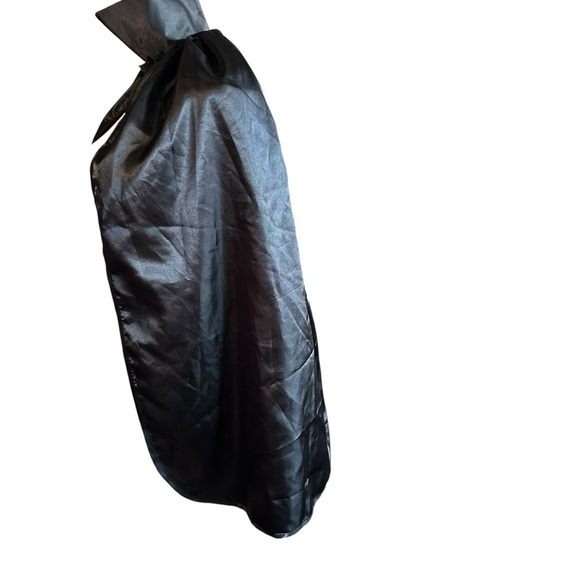 Black Satin Cape with Red Lining - Picture 3 of 5